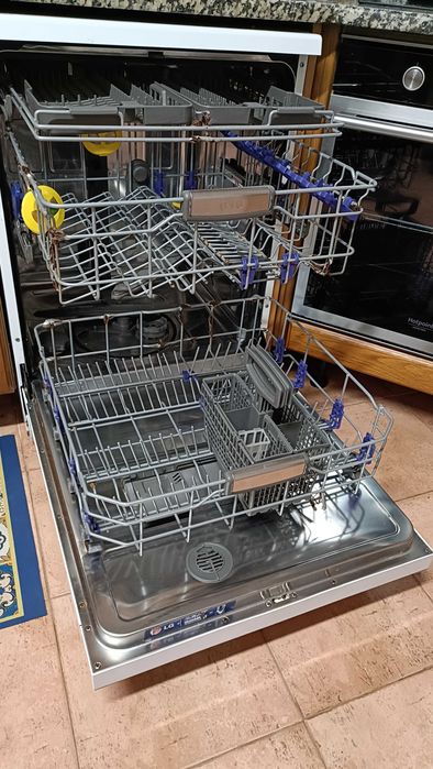 Máquina lavar loiça