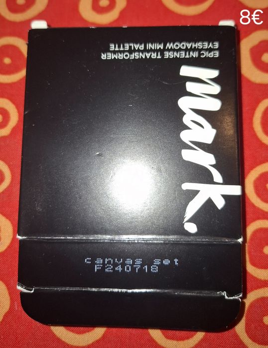 Vários produtos maquilhagem avon