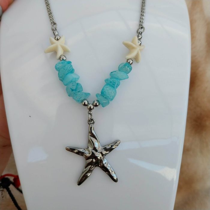 Colar com corrente prateada e Estrela do Mar