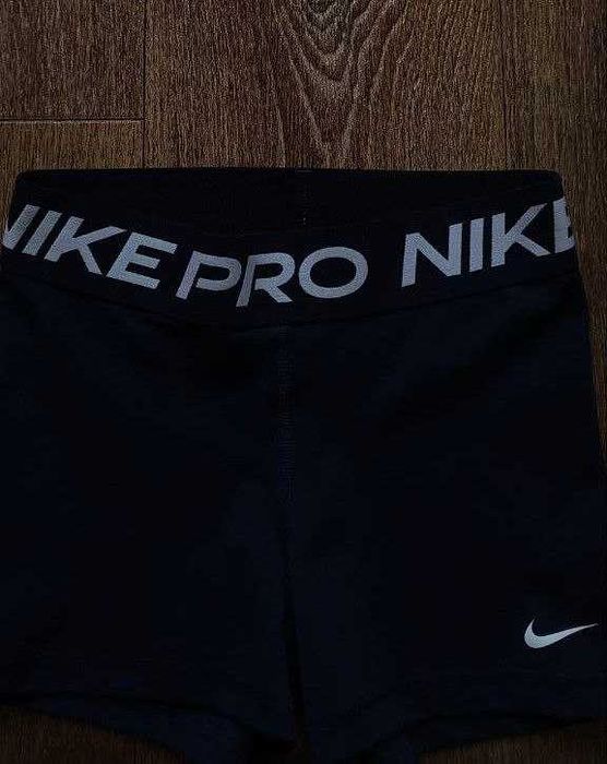Жіночі компресійні шорти лосини Nike Pro розмір S