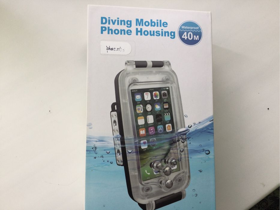 Водонепроникна камера для підводноі зйомки