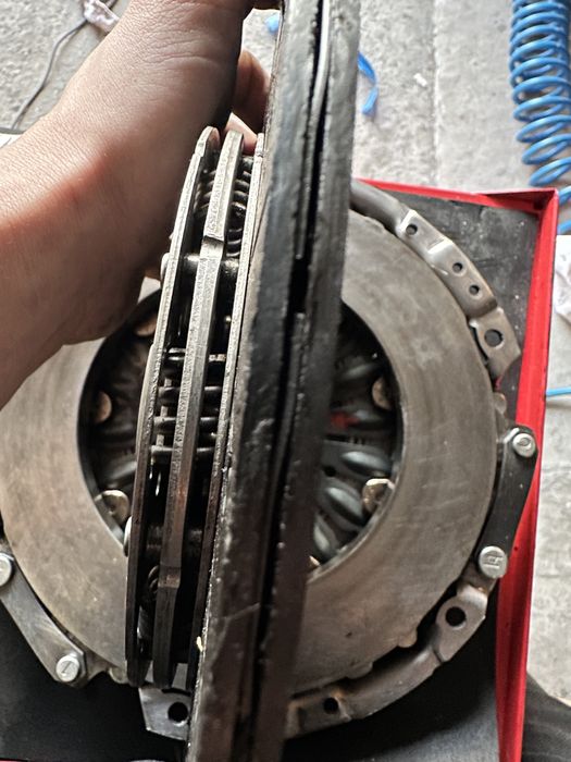 Sprzęgło alfa 159 1.9