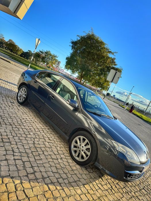 Renault Laguna 2.0DCi 150cv 175000 km c/ histórico
