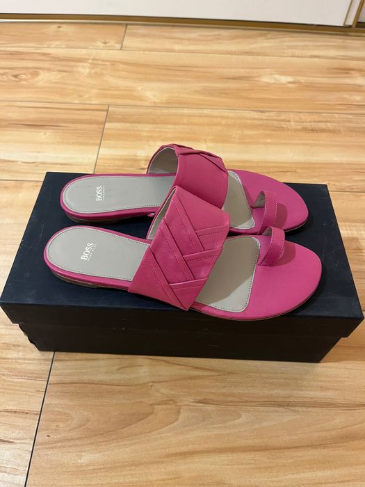 Hugo Boss nowe sandały, klapki rozmiar 36 skórzane, różowe