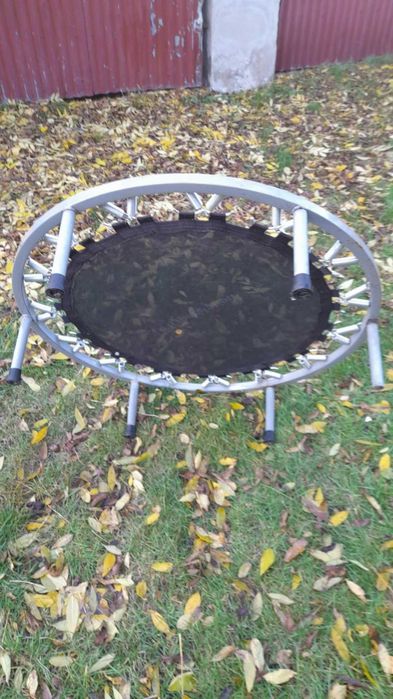 Trampolina mała używana .