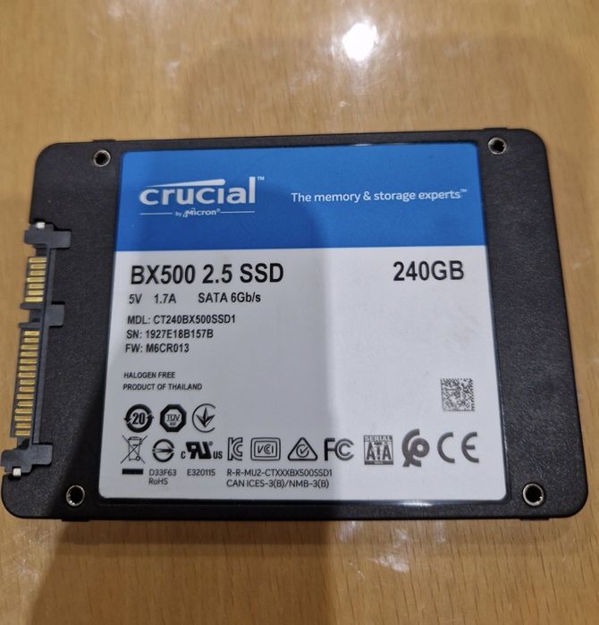 Ssd Crucial 240GB sata3 мала нароботка  Ssd диск для ноутбука або системного блока