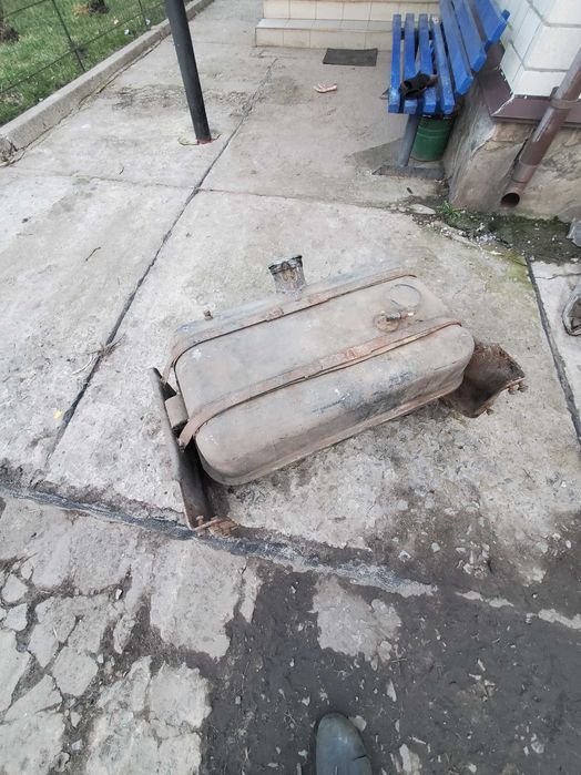 Бак топливный бак бензобак ЗИЛ-157 ЗИЛ-130 ЗИЛ-131 150 литров идеал