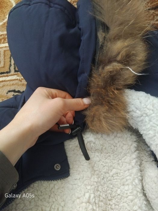 Зимова куртка на 2-3роки .Подовжена