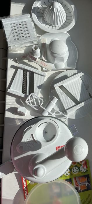 Ручний кухонний комбайн, ручний блендер, соковижималка, терки