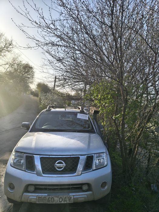 Нісан навара для військових