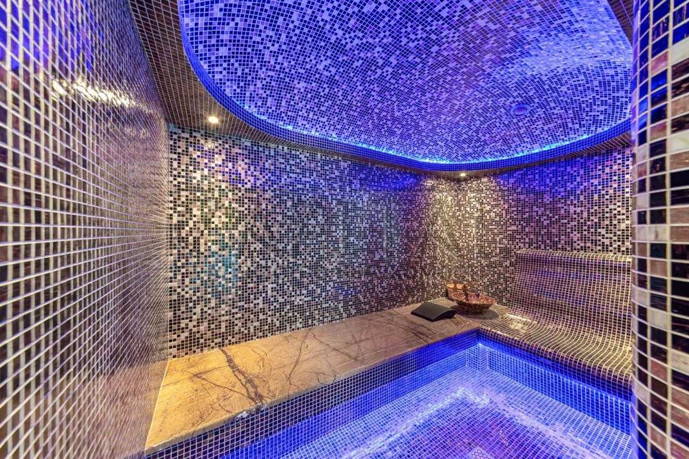 Престижний будинок в Крюківщіні 400м2, гараж та басейн