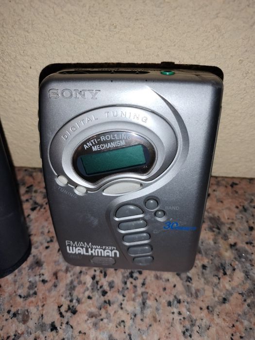 Walkman WM-fx271