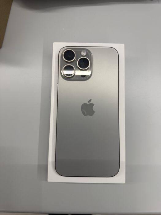 Iphone 15 pro max 256gb фізична сімка