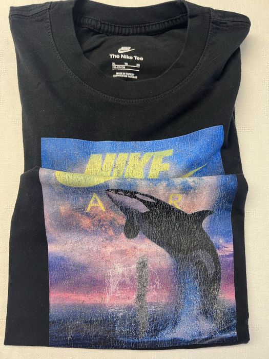T-shirts NIKE pretas  (12-14 anos)