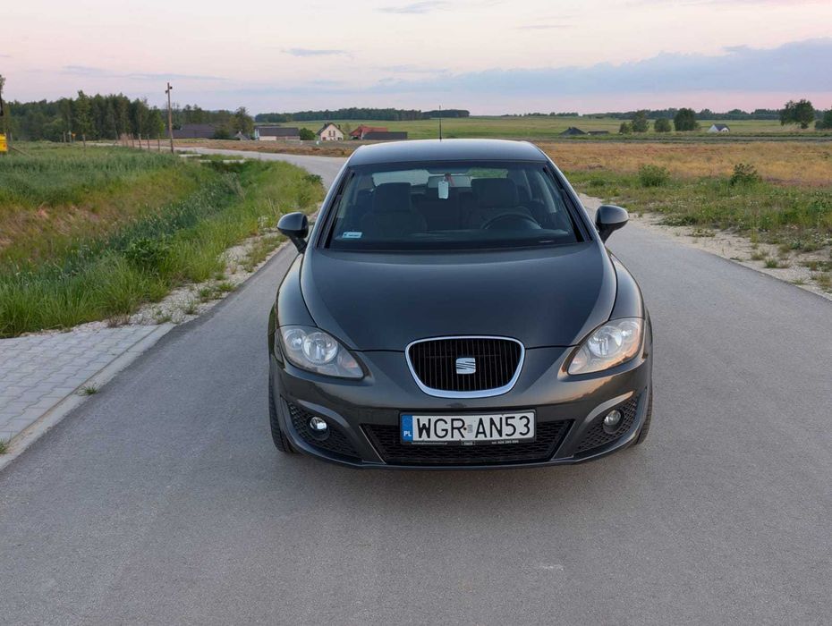 Samochód seat leon 2