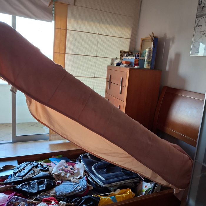 Venda de Cama e Comoda
