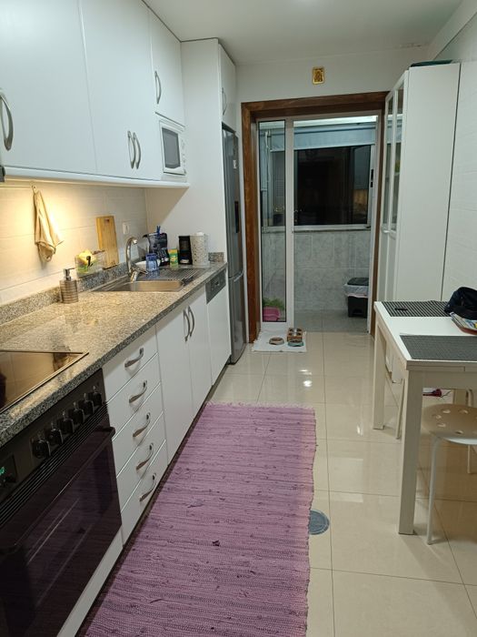 Quarto para arrendar