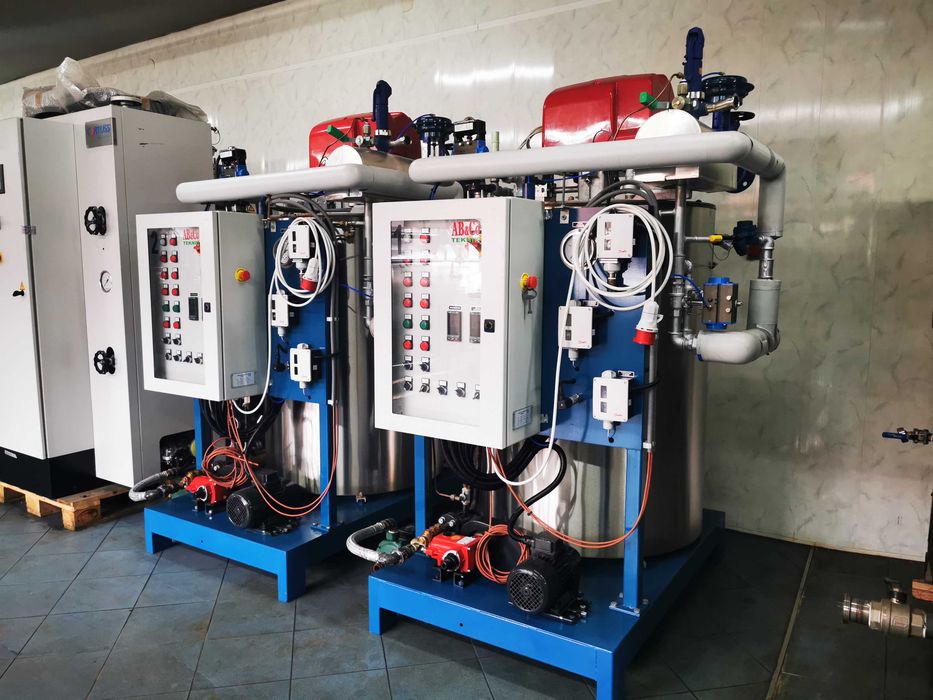 Wytwornica pary kocioł parowy generator pary  300 kg/h - 12 Bar.