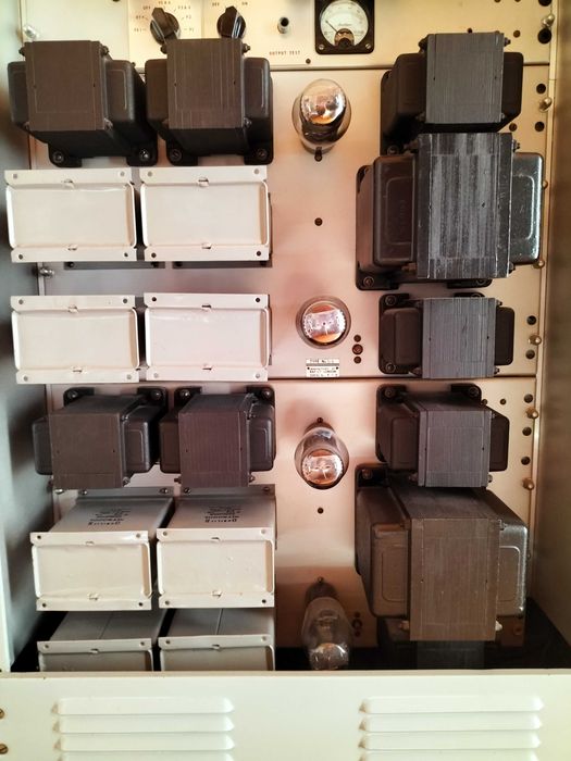 GAUMONT KALEE GK21- Duosonic Cinema AMP