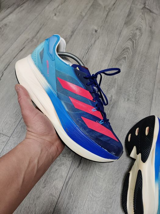 Кроссовки adidas размер 43