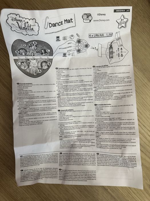 Jogo/ tapete som e dança da Violetta