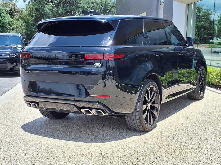 Land Rover Range Rover Sport      2023