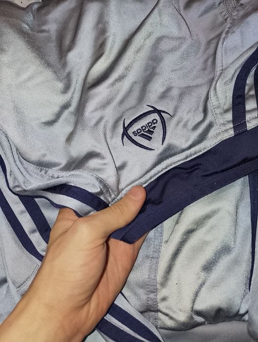 Адидас зипка 2000-х