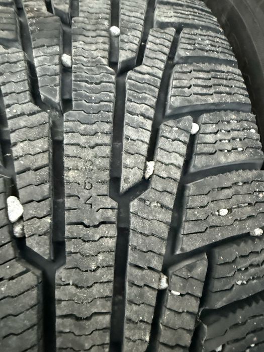 Шини,,Диски 215/65 R16:5*108, Пежо-Ситроен Nokian Nordman RS2 SUV