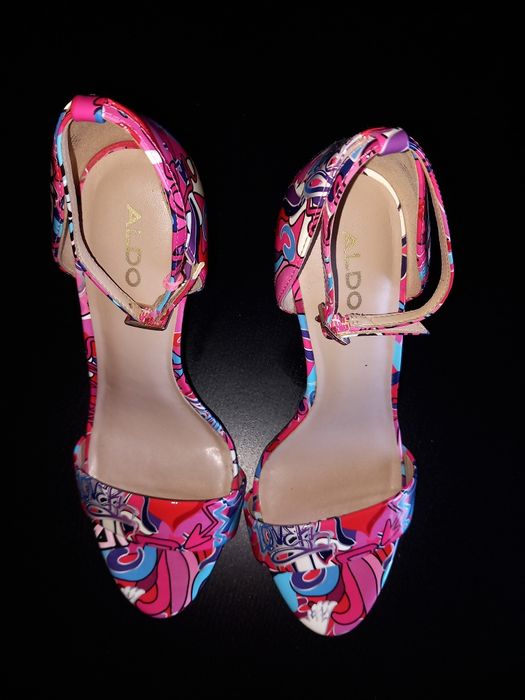 Salto da ALDO n°38 usado