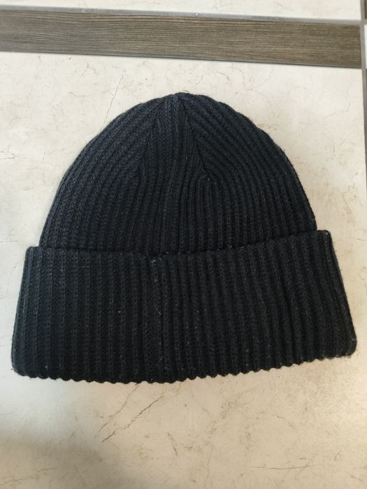 Жіноча шапка H&M