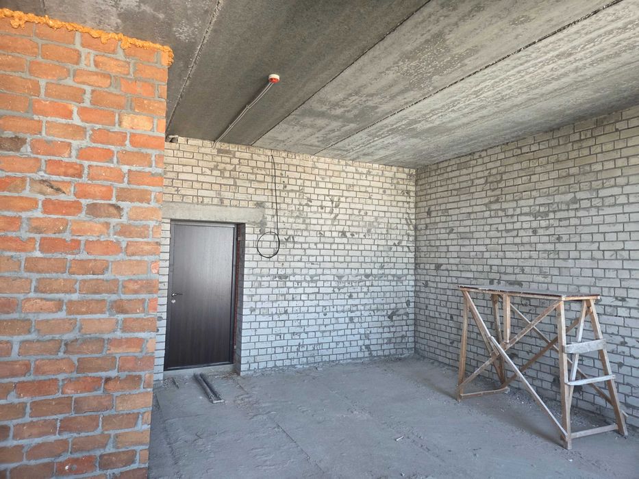 Продам 1 комнатная  ЖК Алые Паруса