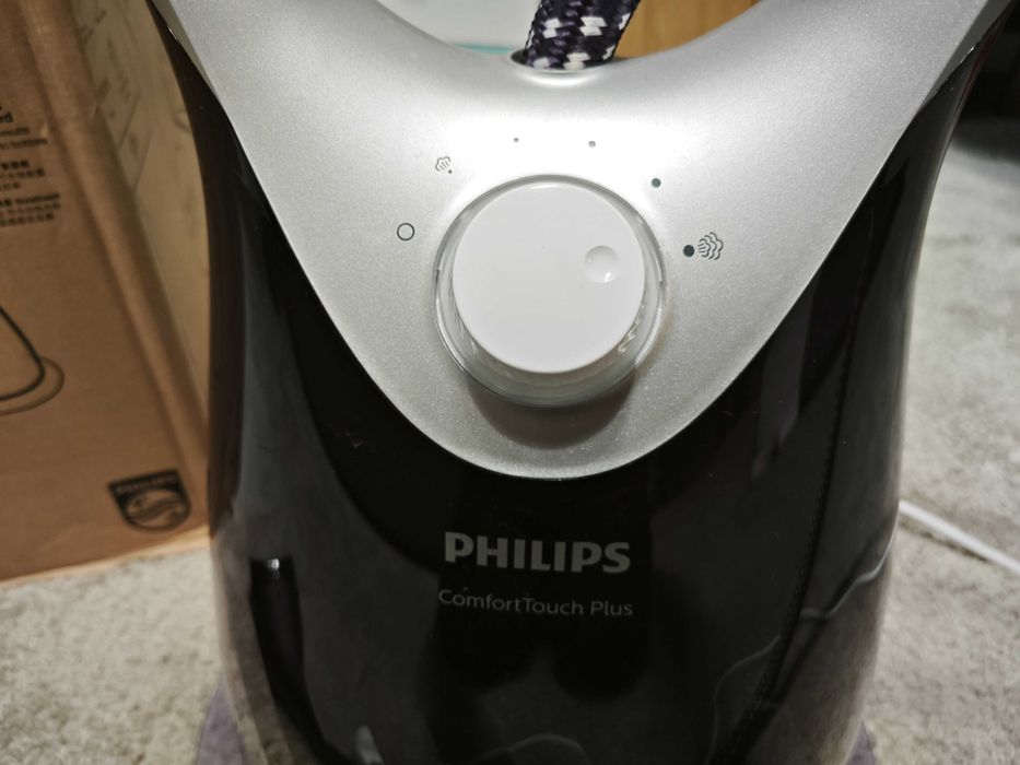 Parownica do ubrań steamer Philips ComfortTouch GC553