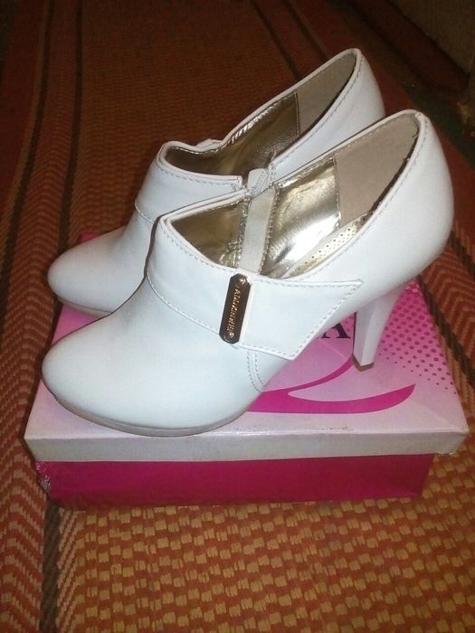 Туфлі розмір 37