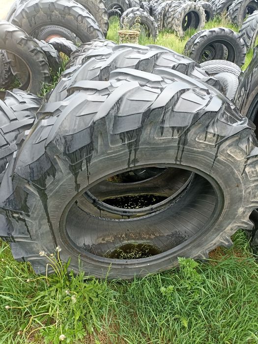 Radialne opony zachodnie wzmocnione PIRELLI 16.9 R - 34 (420/85 TM300S