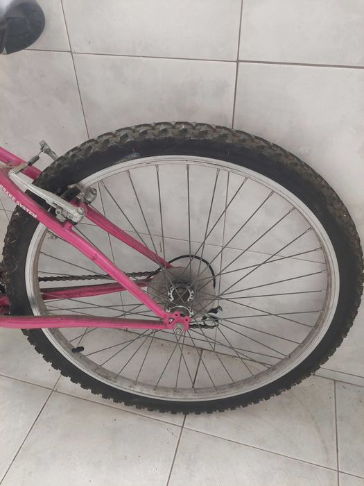 Bicicleta EMT cor de rosa