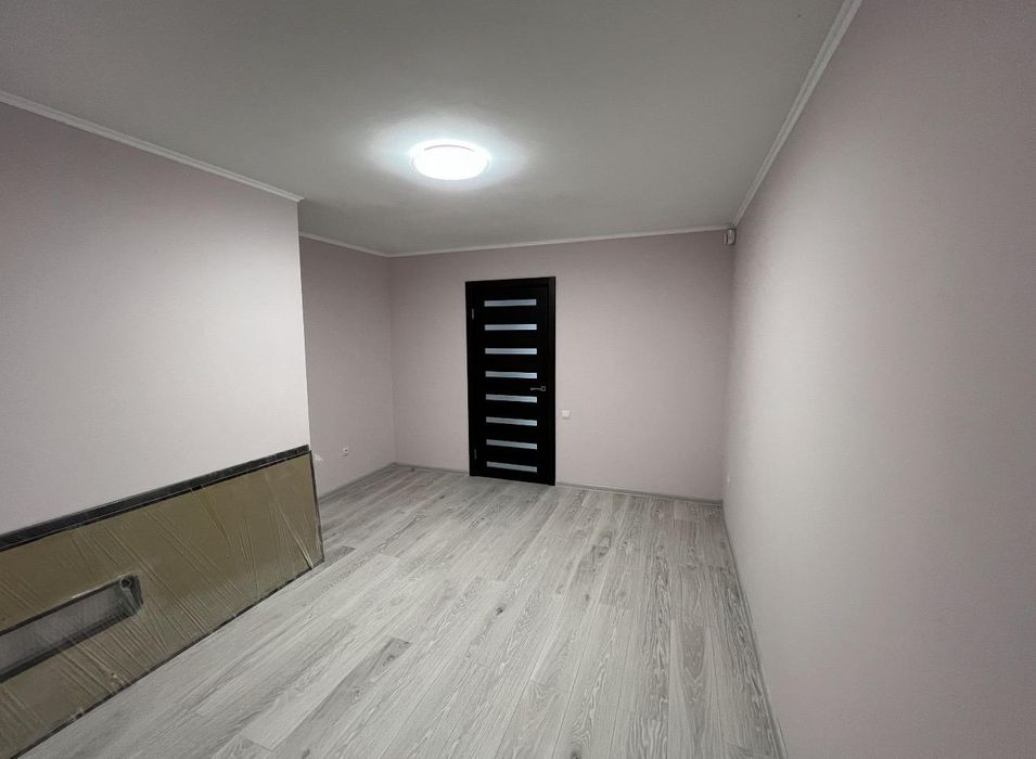 Будинок з гаражем с. Вислобоки, 13 км від Львова