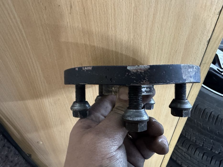 Колесные проставки для разшырения   5/114.3