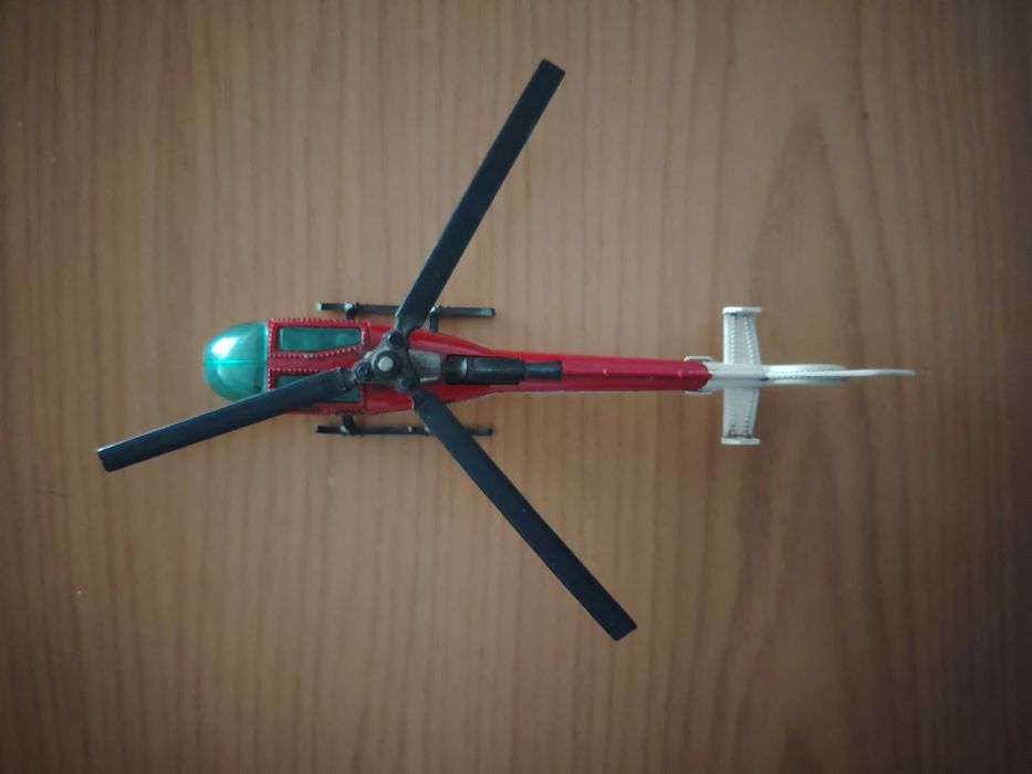 Helicóptero Majorette Gazelle