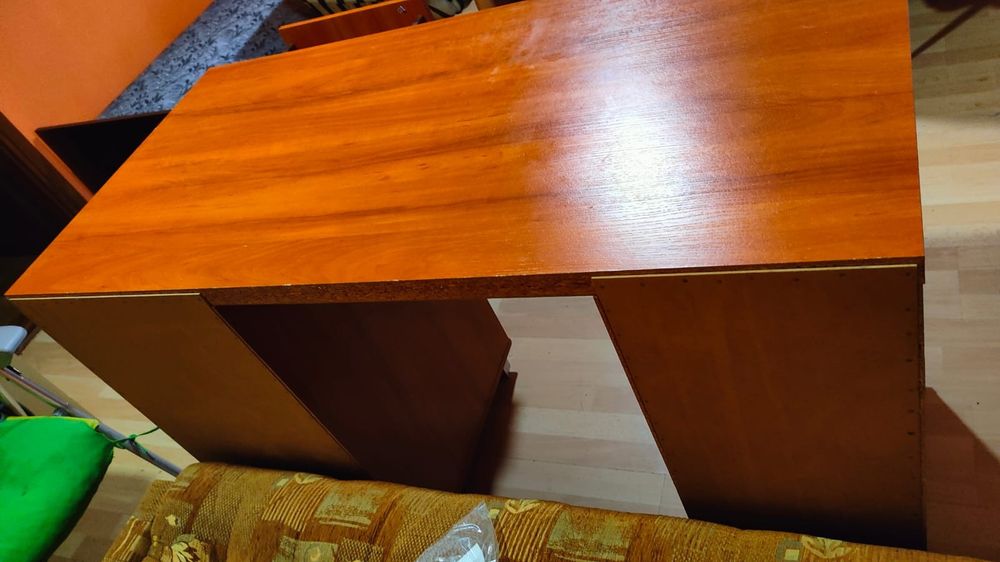 Sprzedam solidne piękne biurko