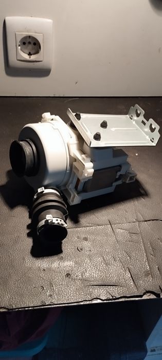 Motor (novo) máquina de lavar loiça Whirlpool