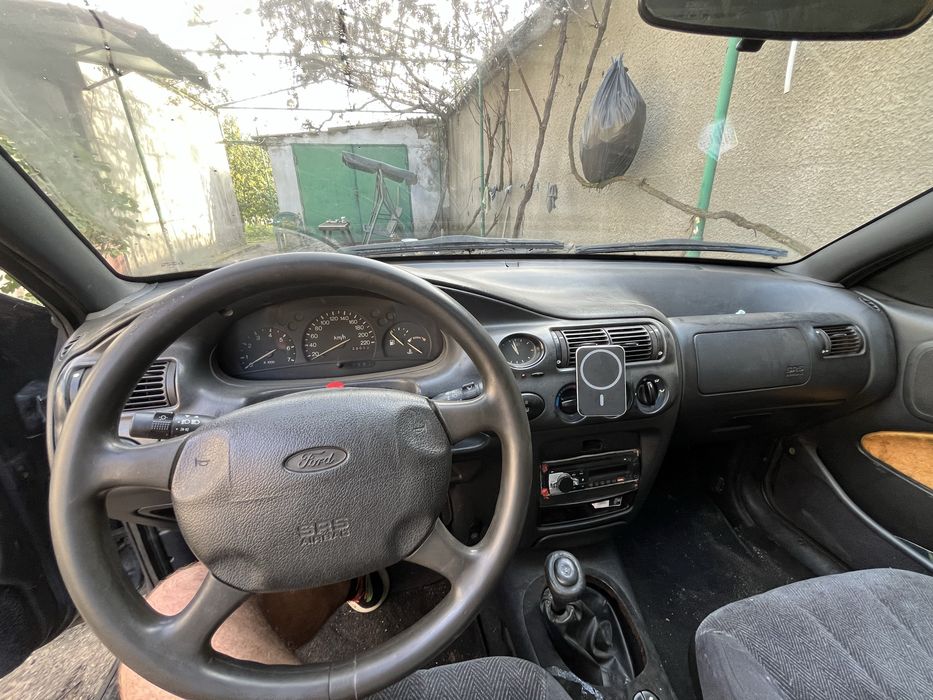 Ford escort mk7