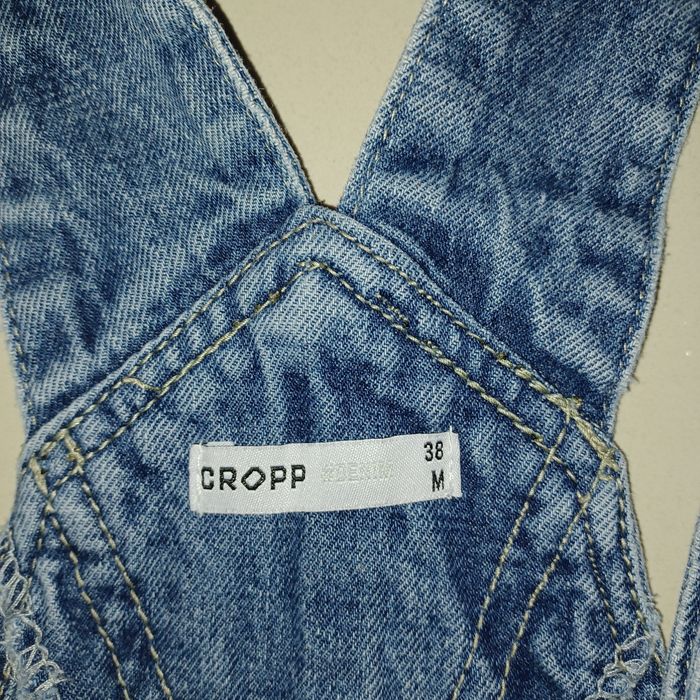 Jeansowa sukienka ogrodniczka Cropp M