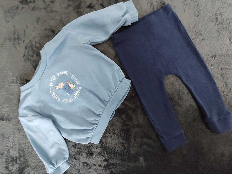 Одяг для дівчинки 9-12 місяців