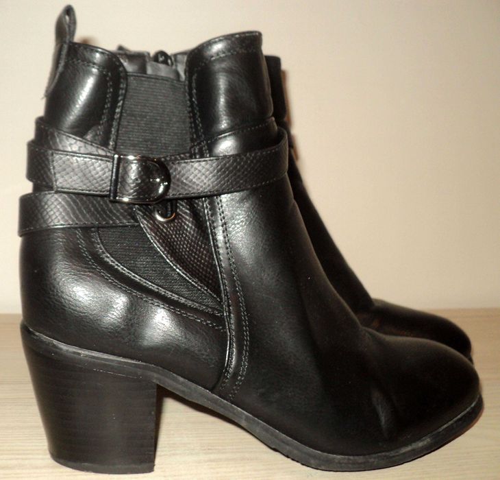 Damskie kozaki roz. 38 jak nowe