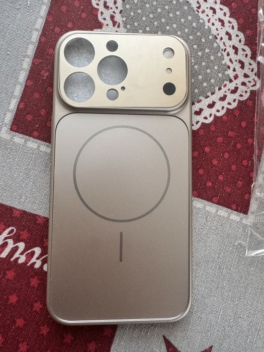 Чохол iPhone 15 Pro Max (дизайн iPhone 17)