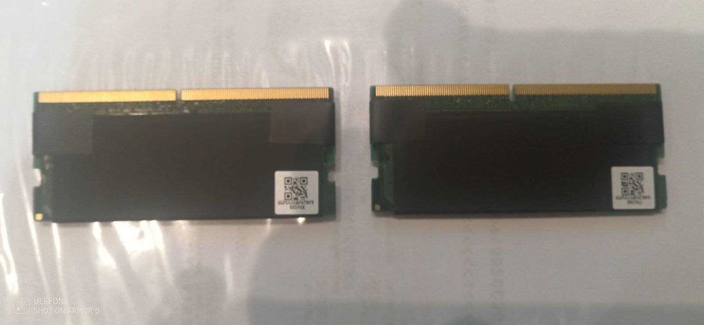 оперативная память ddr 5 на ноутбук.8 гиг. 2 шт.