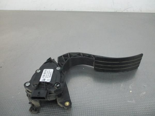 Pedal do acelerador RENAULT Clio IV (BH_)