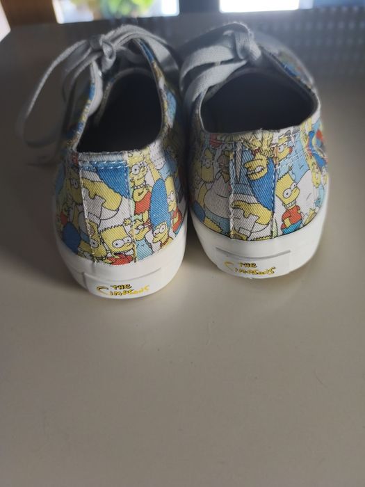 Tênis Simpsons tamanho 40
