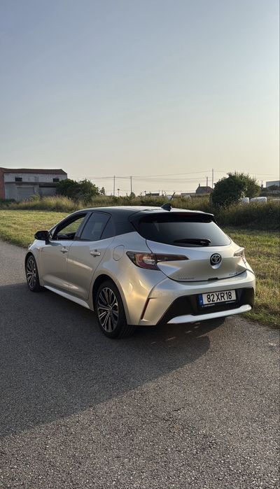 Toyota Corolla Hibrido 1.8 square collection
