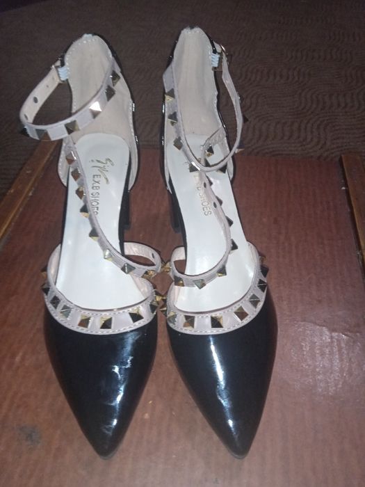 Туфлі,туфельки,лодочки